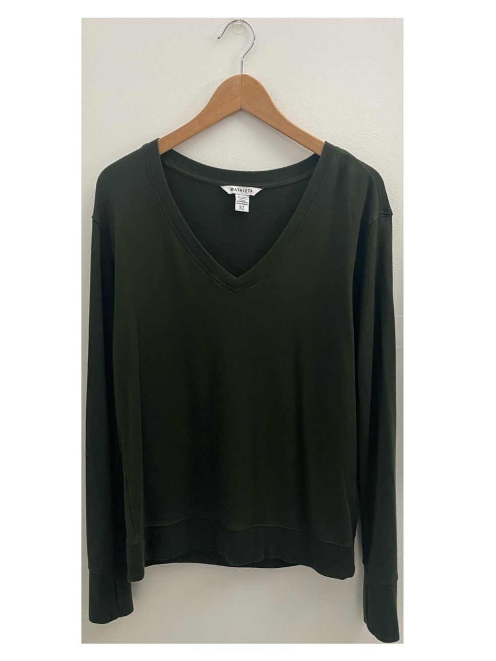 Athleta Sunrise V-Neck Sweatshirt in Aspen Olive - Size Small - Picture 2 of 7